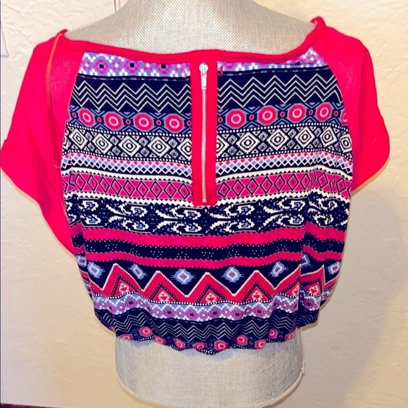 Bongo Trendy Pink & Black Boho Look Women's elastic bottom Top. Sheer arms Sz XL - Picture 3 of 14